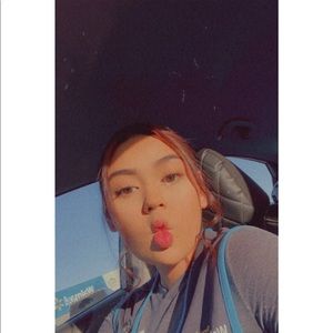 Meet your Posher, Vanessa